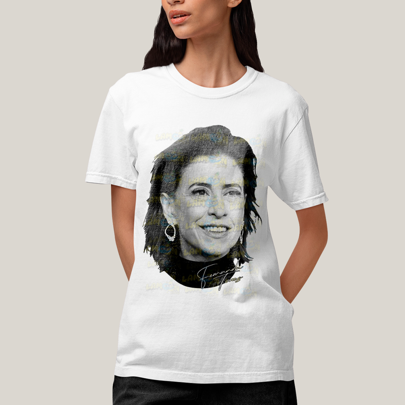 Camiseta Algodão Unissex T shirt- Fernanda Torres atriz brasileira