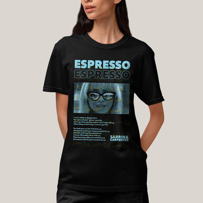 Camiseta Algodão Unissex T shirt Sabrina Carpenter Espresso Azul