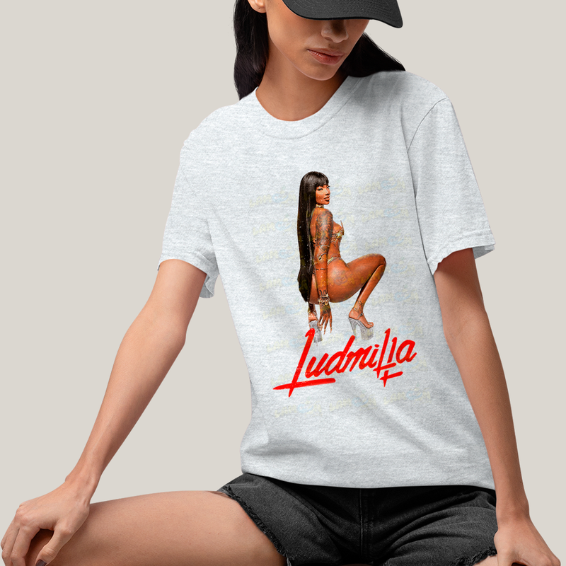 Camiseta Algodão Unissex T shirt - ludmilla logo