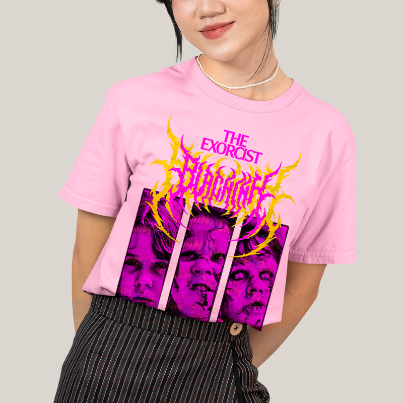 Camiseta Algodão Unissex T shirt - O Exorcista FIlme de Terror roxo e amarelo
