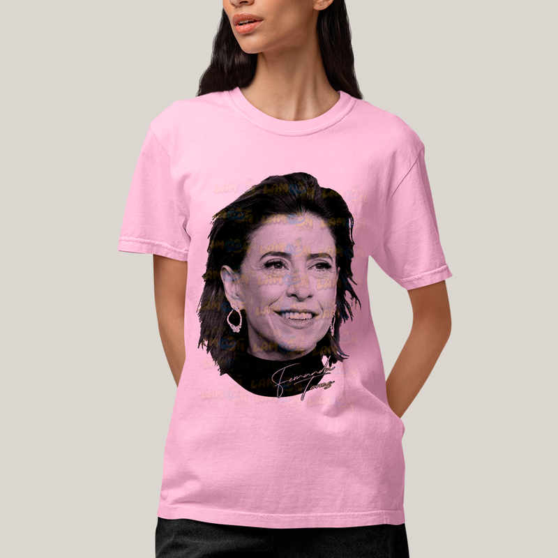 Camiseta Algodão Unissex T shirt- Fernanda Torres atriz brasileira