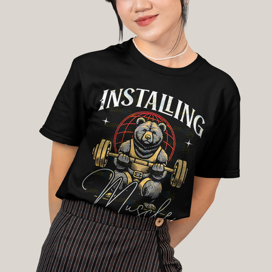 Camiseta Algodão Unissex T shirt - Urso Maromba installing muscle please wait academia