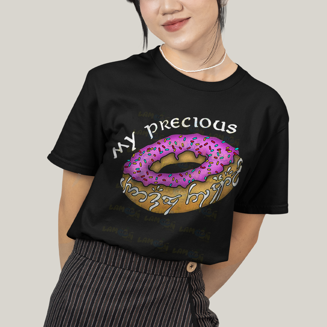Camiseta Algodão Unissex T shirt - O Senhor dos Anéis Meu Precioso donuts rosquinha rosa my precious