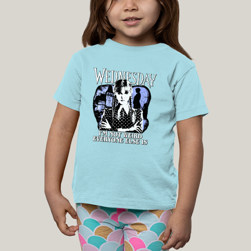 Camiseta Infantil Algodão Unissex T shirt Wandinha Wednesday Eu Não Sou Estranho, Todo Mundo é