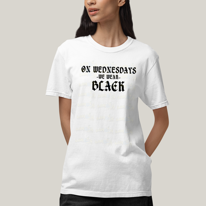 Camiseta Algodão Unissex T shirt Wandinha Na Quarta Feira Usamos Preto 1