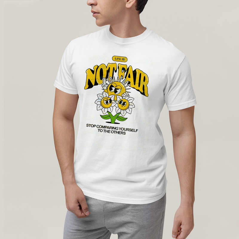 Camiseta Algodão Unissex T shirt A Vida Não é Justa, Pare de Se Comparar com os Outros