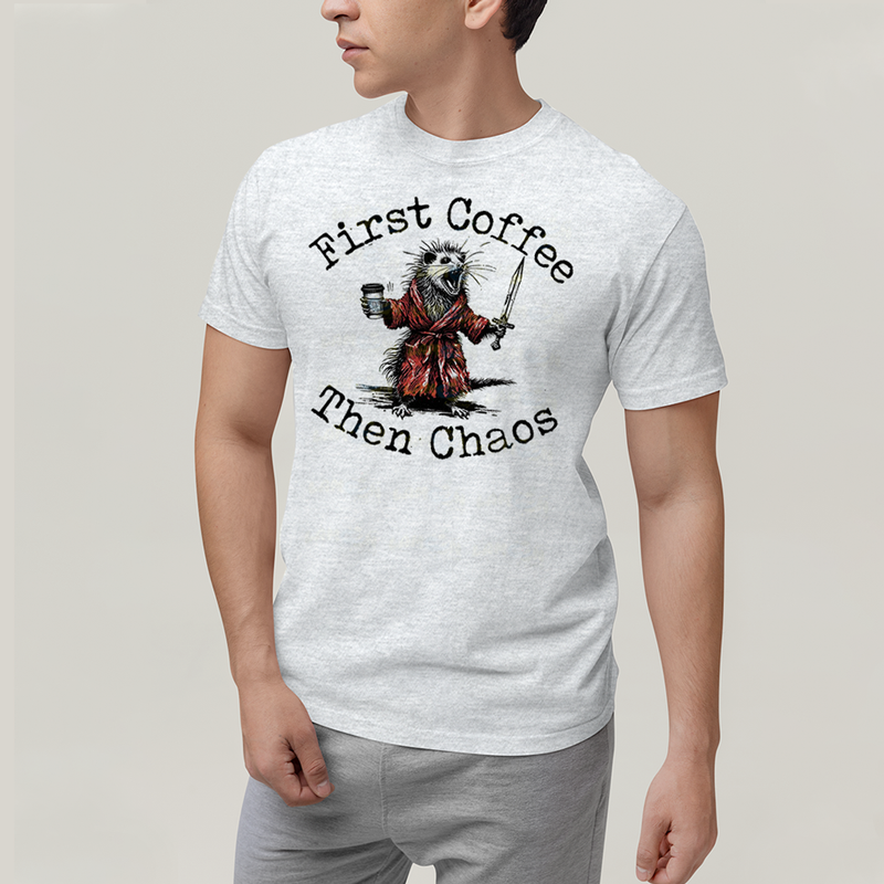 Camiseta Algodão Unissex T shirt Meme Primeiro Café, Depois Caos