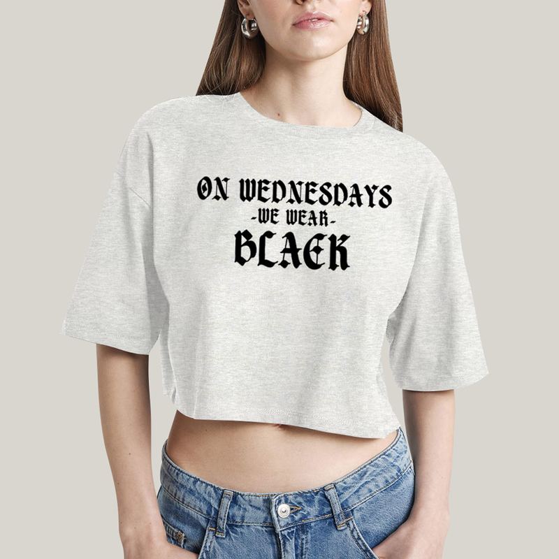 Cropped Oversized Algodão Unissex T shirt Wandinha Na Quarta Feira Usamos Preto 1