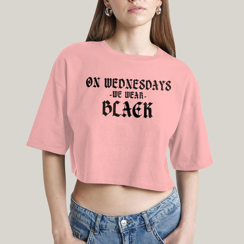 Cropped Oversized Algodão Unissex T shirt Wandinha Na Quarta Feira Usamos Preto 1