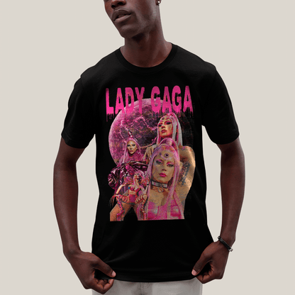 Camiseta Algodão Unissex T shirt- Lady Gaga Alienigena Pink