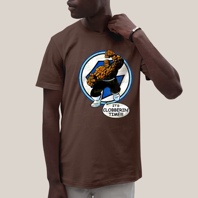 Camiseta Algodão Unissex T shirt Quarteto Fantástico O Coisa Tá na Hora do Pau