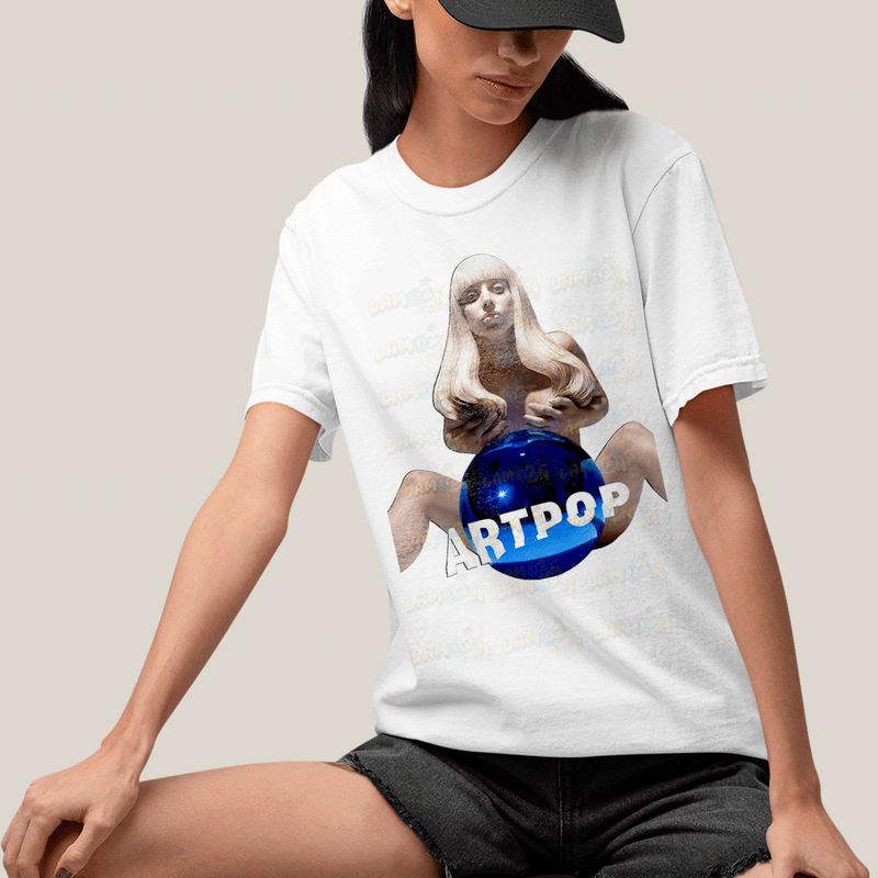 Camiseta Algodão Unissex T shirt- Lady Gaga Bola Azul