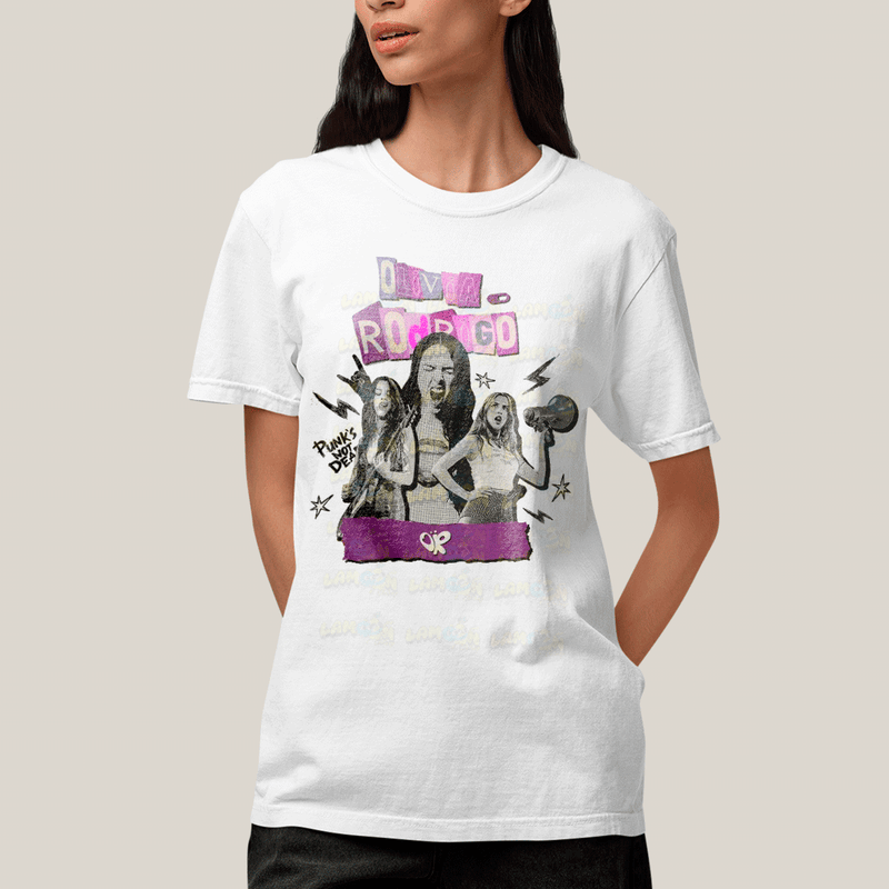 Camiseta Algodão Unissex T shirt Olivia Rodrigo Punk´s Not Dead
