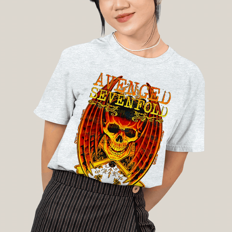 Camiseta Algodão Unissex T shirt- Avenged Sevenfold Esqueleto de Asas Laranja