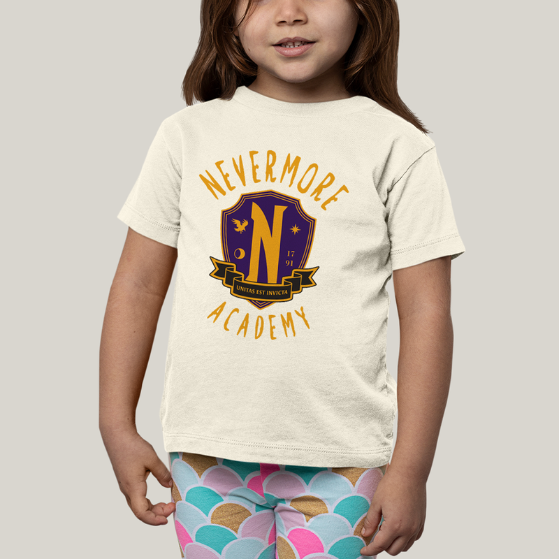 Camiseta Infantil Algodão Unissex T shirt Wandinha Unitas Est Invicta Nevermore Academy