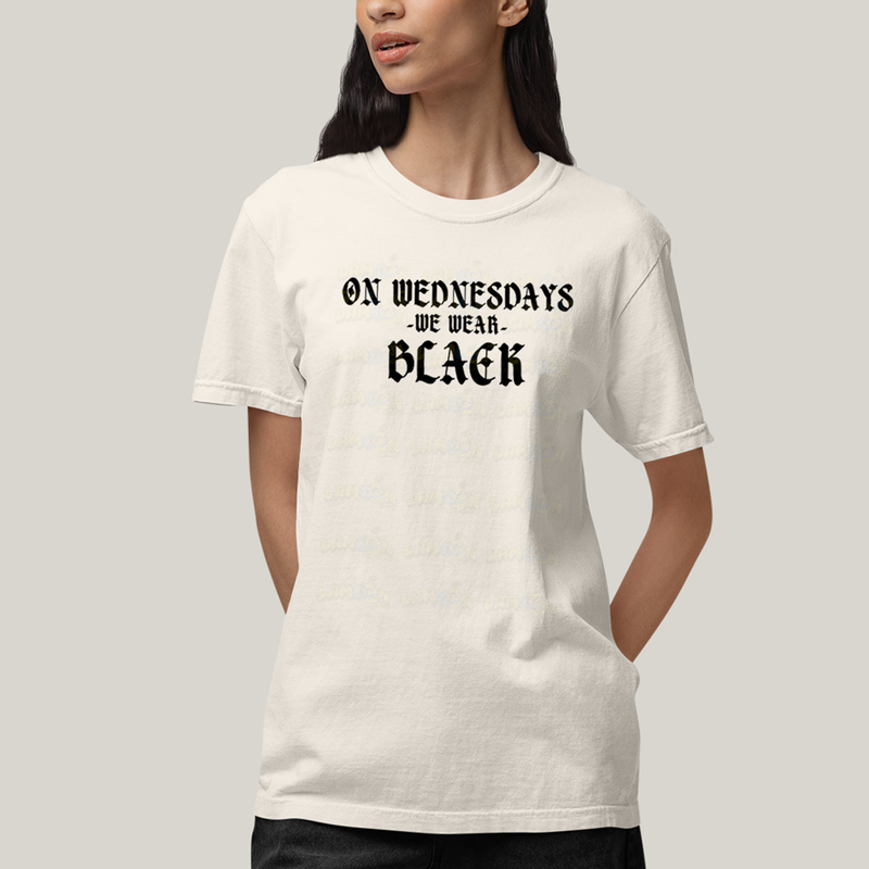 Camiseta Algodão Unissex T shirt Wandinha Na Quarta Feira Usamos Preto 1