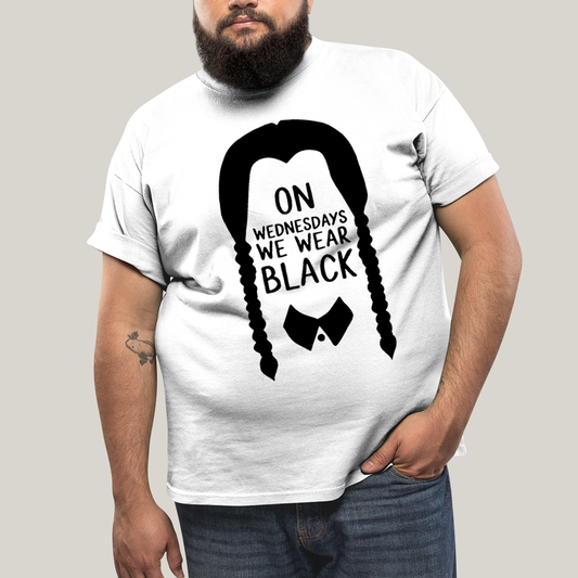Camiseta Plus Size Algodão Unissex T shirt Wandinha Na Quarta Feira Usamos Preto