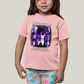 Camiseta Infantil Algodão Unissex T shirt Wandinha Roxo Wednesday Eu Não Sou Estranho, Todo Mundo é