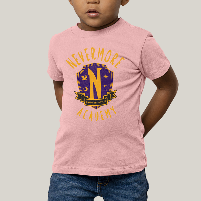 Camiseta Infantil Algodão Unissex T shirt Wandinha Unitas Est Invicta Nevermore Academy