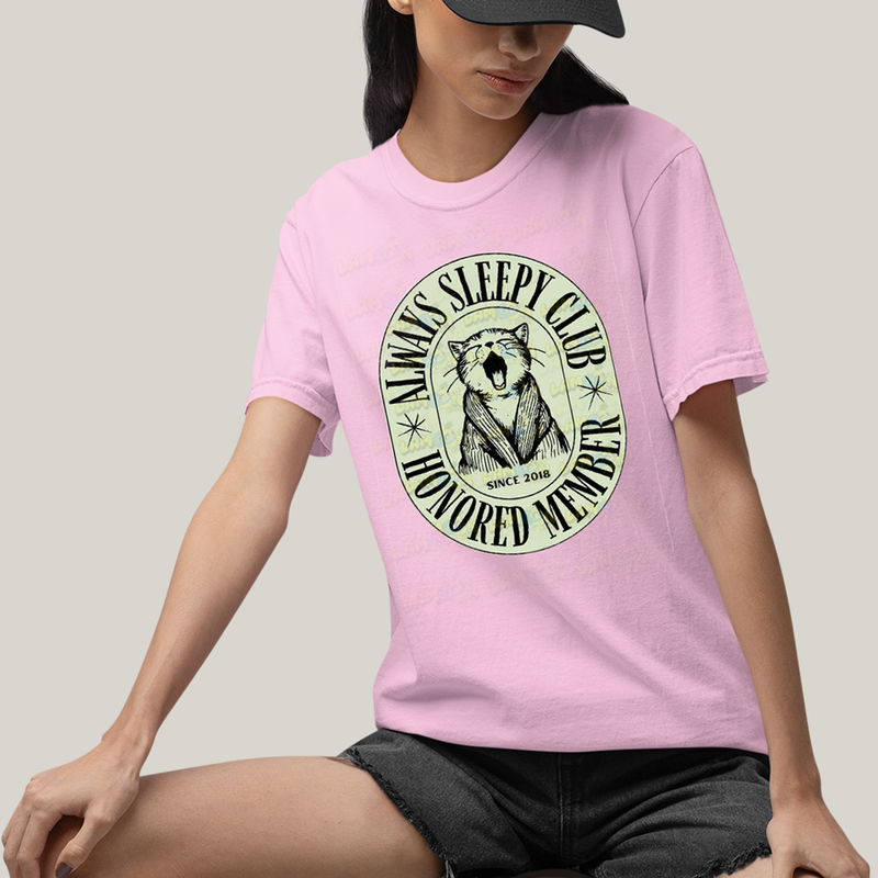 Camiseta Algodão Unissex T shirt Gato Membro Honrado do Clube Sempre Sonolento